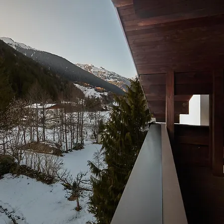 Haus Muster - Hochmontafon Pensjonat