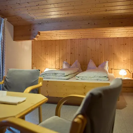 Pensjonat Haus Muster - Hochmontafon