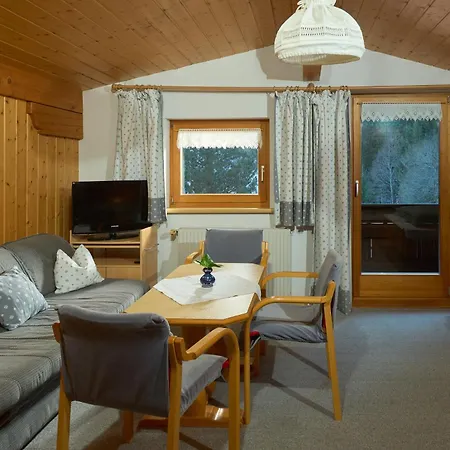 Pensjonat Haus Muster - Hochmontafon 3*