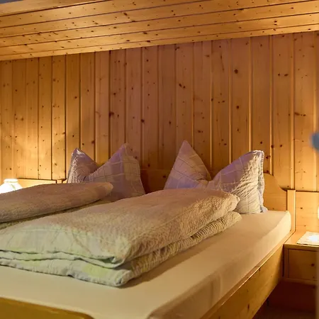 Pensjonat Haus Muster - Hochmontafon Partenen